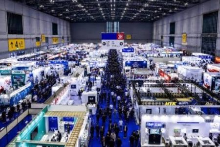 Dari Debu ke Laba: 3 Hal yang Bikin Web Produsen Mesin Pengemas Kantong Katup Jadi Andalan Industri 2026